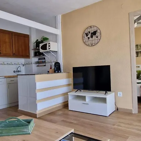 Incredible Seafront With Sunrise And Sunset Views Apartment