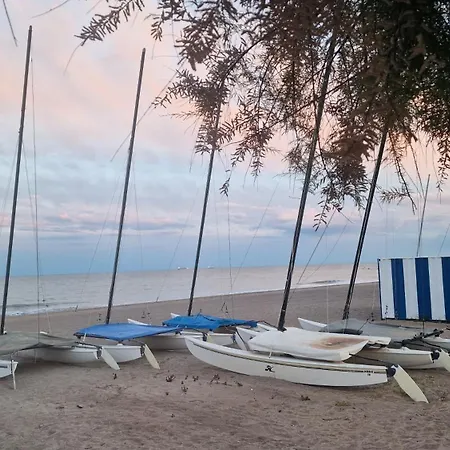 Incredible Seafront With Sunrise And Sunset Views Appartement Benicàssim